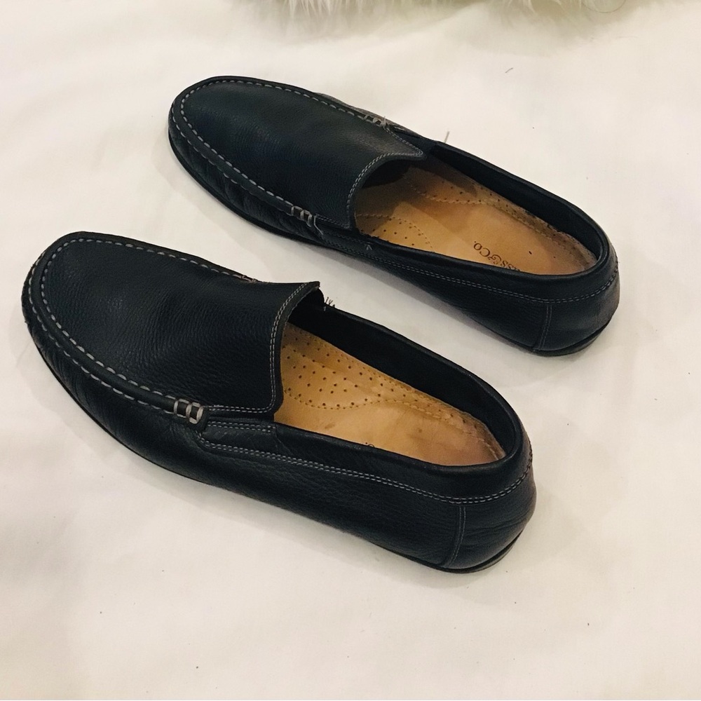 Men's Black Slip-On Leather Loafers